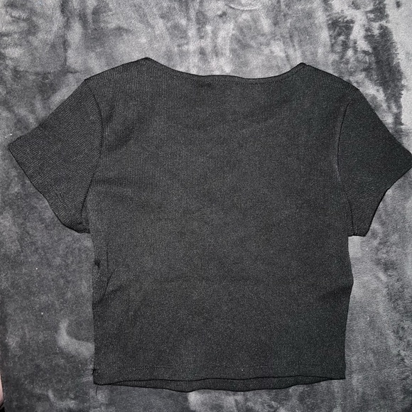 Princess Polly El Basico Cropped Tee in Black Size 6 New with tag - Picture 14 of 16